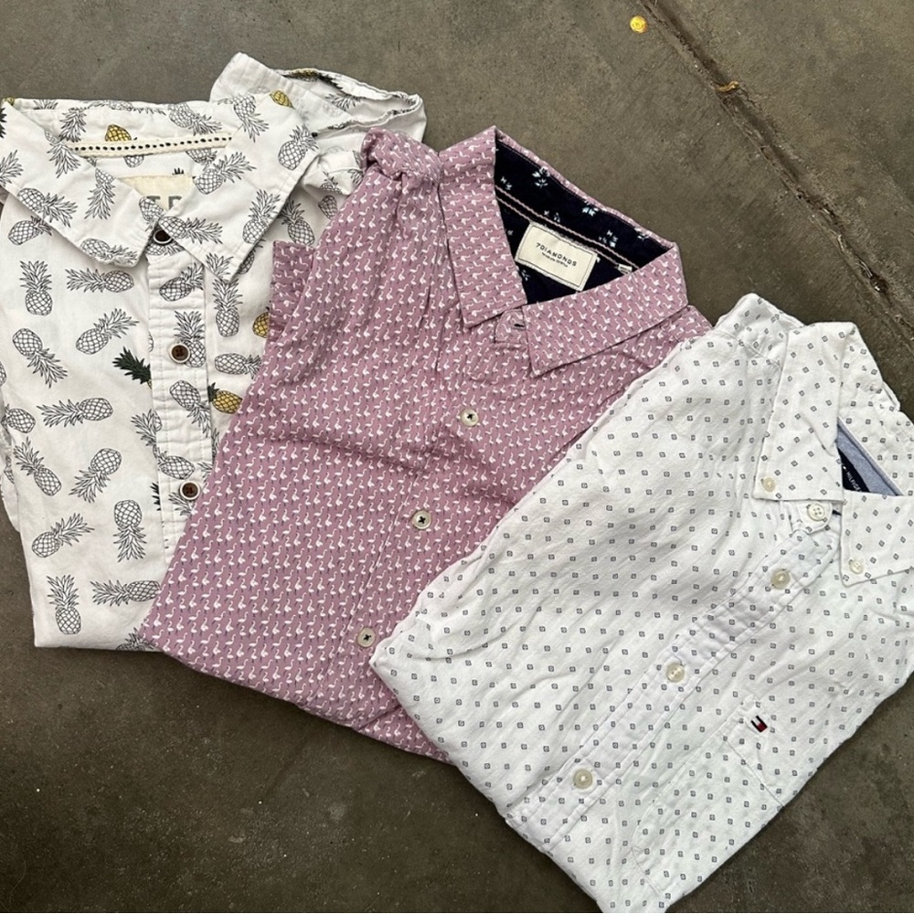 Short sleeve button up bundle - Picture 2 of 2